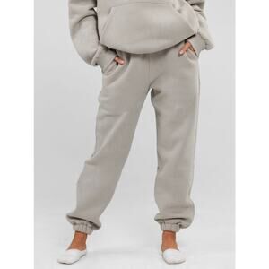 NWT SOLD OUT Online! Comfrt Travel Essentials Sweatpants.  Stone.  Retails $70